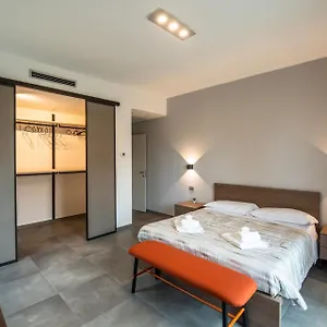 350 M Da Ospedale Maggiore L Parcheggio Prive L Affittacamere Parma